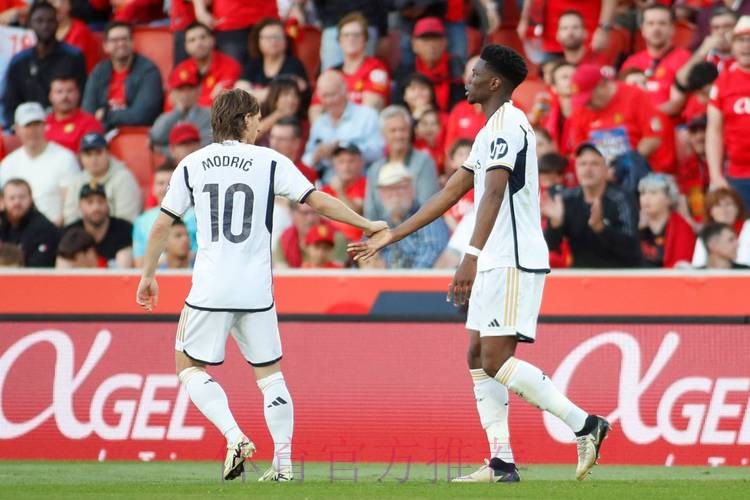 记者：皇马与琼阿梅尼就续约达成一致